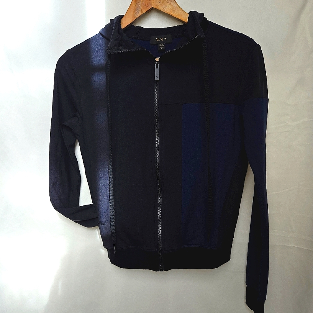 Alala lightweight  sports hoodie